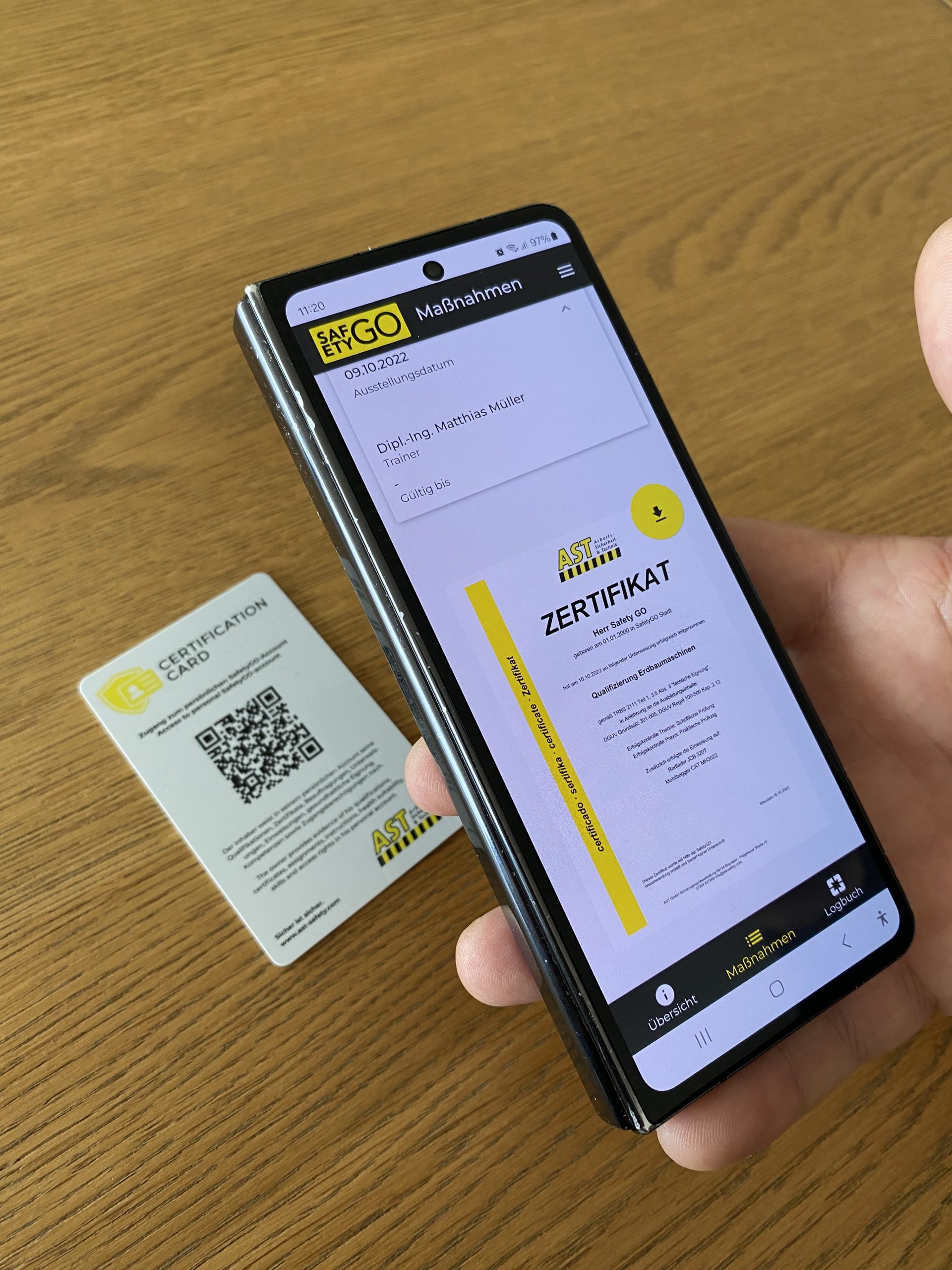 Certification Card – AST setzt alles auf eine Karte